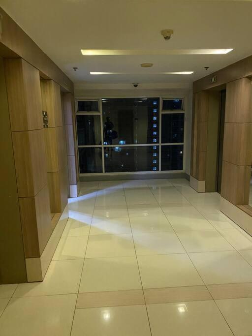Apartment Grass Sm North Edsa Tower3 33th Floor